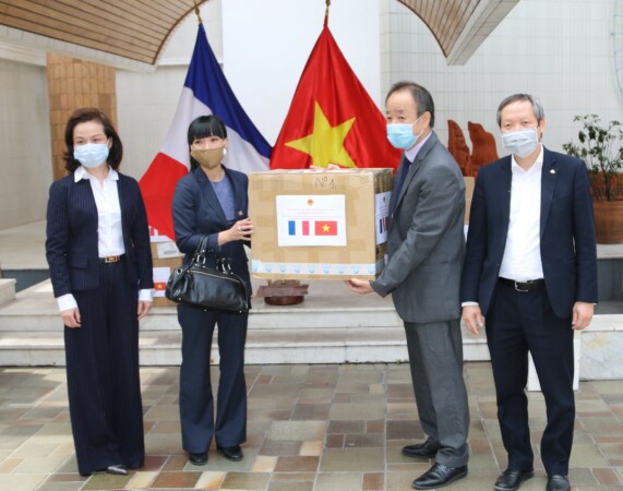 Món quà nhỏ nhưng ý nghia lớn lao