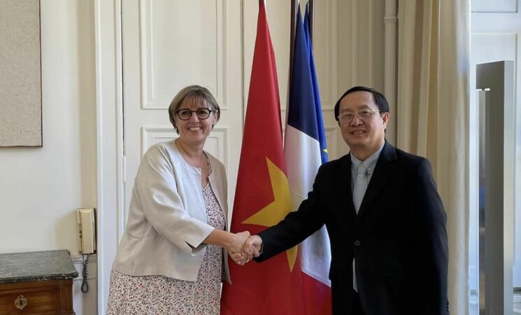 Bộ trưởng Bộ Khoa học và Công nghệ Việt Nam thăm và làm việc tại Pháp