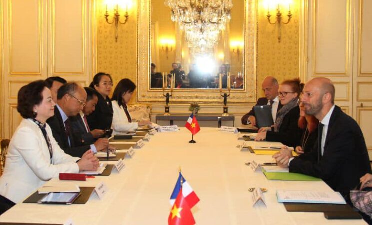 Bộ trưởng Bộ Nội vụ Phạm Thị Thanh Trà thăm làm việc tại Pháp