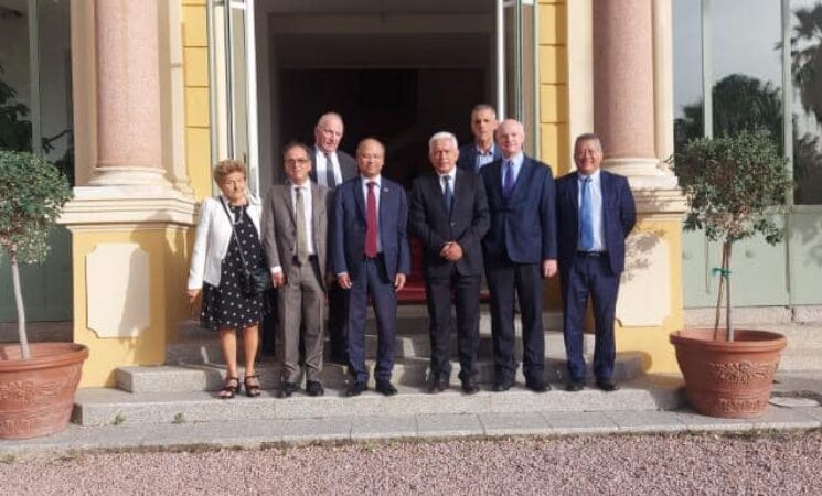 Đại sứ Việt Nam tại Pháp Đinh Toàn Thắng thăm và làm việc tại đảo Corse