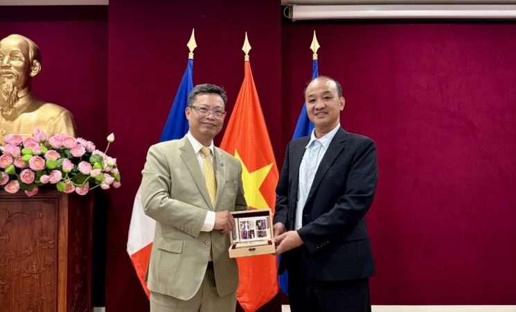 Đại sứ tiếp và làm việc với đoàn Phó Chủ tịch TP Đà Nẵng